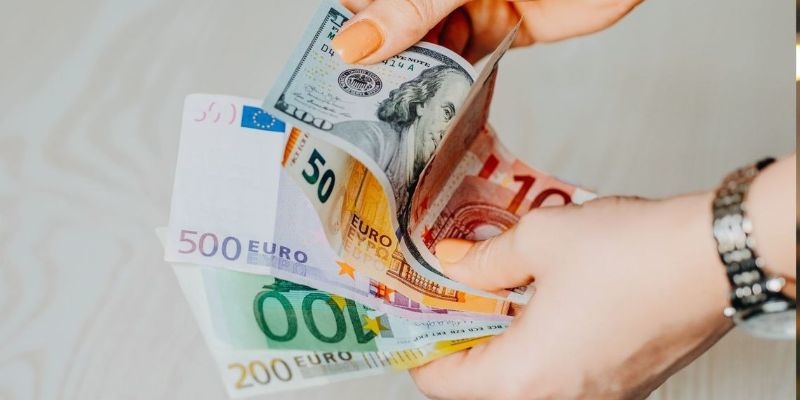 Yếu tố ảnh hưởng đến tỷ giá đổi tiền